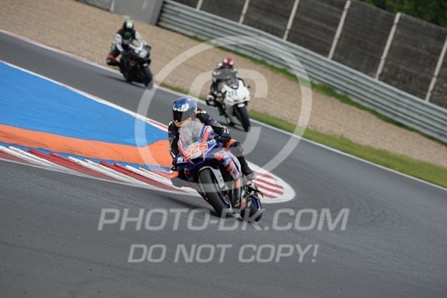 2024_08_09_PBK_15982 | Sportfotografie; SlowMotion; Video; Rennstrecke; Hafeneger; Speer; Racing; RSE; BMW; CBO; Trackday; Motorsportarena; Hockenheimring; Brno; Most; Barcelona; Valencia