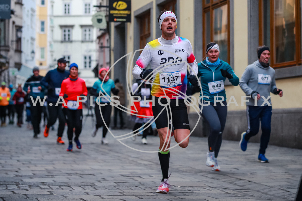 SILVESTERLAUF LINZ 25 | Linz, AUSTRIA, 31. Dezember 25, TRIRUN SILVESTERLAUF LINZ 25 , Image shows: 
Photo: WAPICS / BINDER Manuel