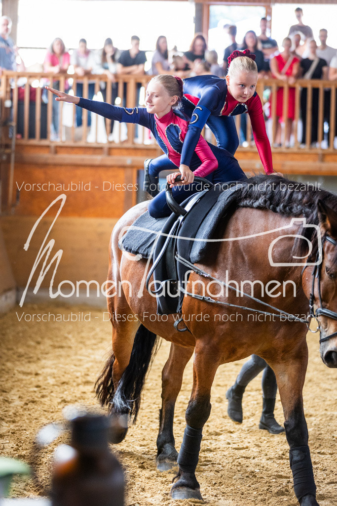 SS-Maxi-122 | MomenTaufnahmen Pferdesportfotos