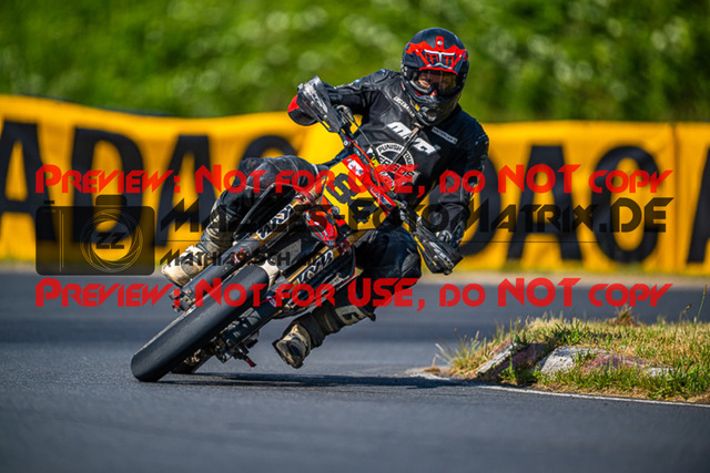 MaZZes_FotoMatrix_220528_3355 | Fotograf Mathias Schmid
Sportfotograf,
Eventfotograf,
Hochzeitsfotograf,
Portraitfotograf