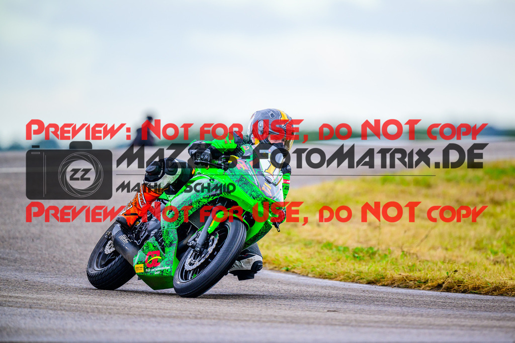 MaZZes_FotoMatrix_240914_6007705_1624 | TWINCUP