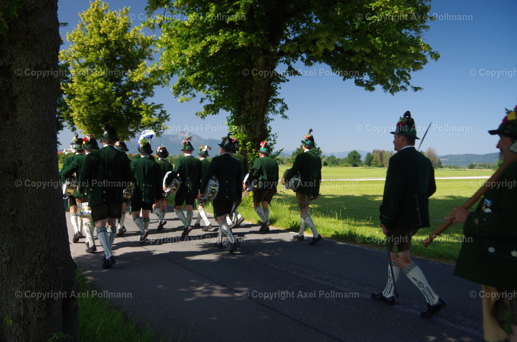 IMGP6179 | fotografiert von Axel PollmannLeonhardi Wallfahrt Benediktbeuern und Murnau, Fronleichnam, Fasching, Landschaft im Loisachtal und Benediktbeuern  - Realisiert mit Pictrs.com