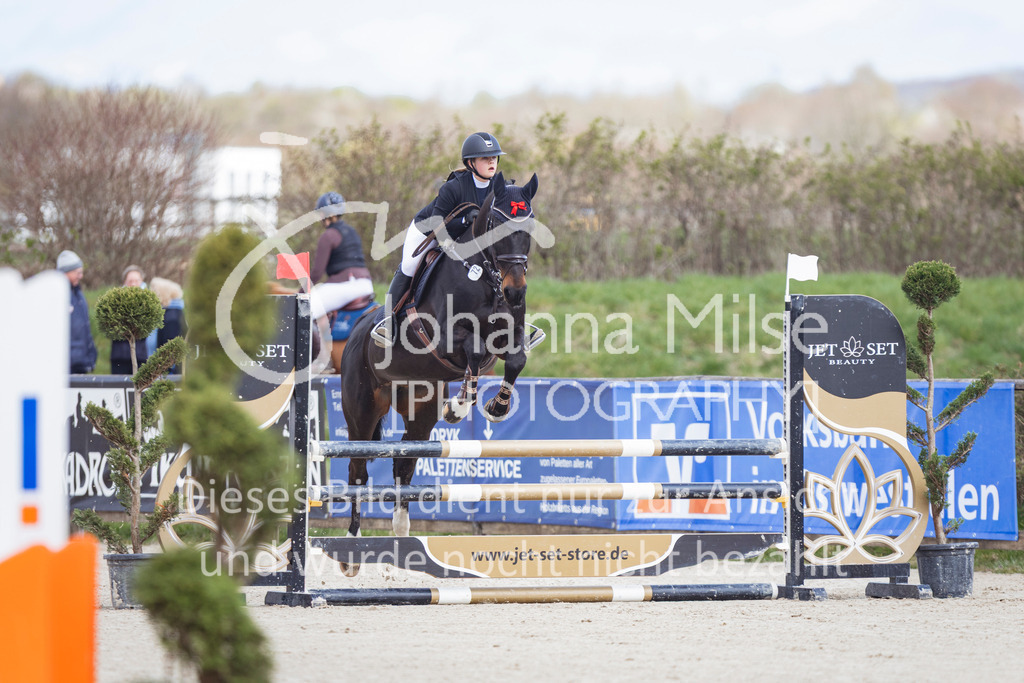 260404_Fruehlingsfest_Stil-A-402 | Deine schönsten Turniermomente als professionelle Fotos! Entdecke hochwertige Pferdesport-Fotografie im Online-Shop. Jetzt Fotos finden & bestellen!