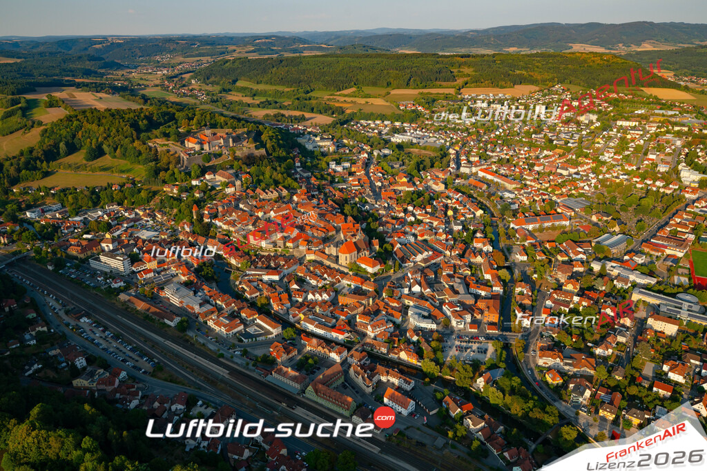 Das Luftbild der Stadt Kronach wurde 2018 vom Flugzeug heraus erstellt (keine Drohne) Aufnahmehöhe ca.400 Meter- hohe Auflösung für beste Druck-Qualität