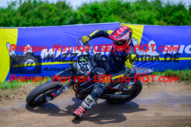 MaZZes_FotoMatrix_240622_6021986_3068 | UE40