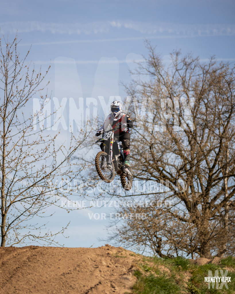866A2208 | mxndyyvipix