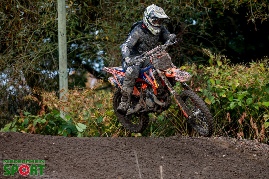 OpenTrack2024_Sonntag_Hobbyfahrer_070 | Bildergalerie von Sport-Ereignissen aber auch von weiteren spannenden Dingen - nicht nur vom Niederrhein. In Anlehnung an den bekannten Spruch von Hanns Dieter Hüsch heißt das Motto: "Niederrhein ist überall".  - Realisiert mit Pictrs.com