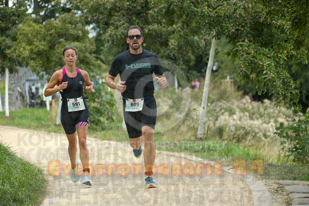 250824_1427_EX1_6286 | Sportfotografie im Rhein-Sieg Kreis, Köln, Bonn, NRW, Rheinland Pfalz, Hessen, etc. Unser Tätigkeitsfeld umfasst den Laufsport vom Volkslauf über den Marathon, Duathlon, Triathon bis zum Ultralauf wie Kölnpfad Ultra oder Schindertrail.