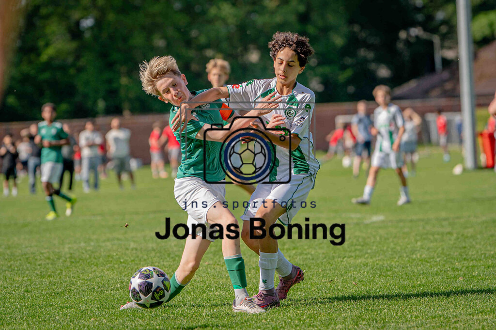 Fußball I C-Junioren I Saison 2025-2026 I Pfingsturnier Langförden I 12424 | jns.sportfotos - Realisiert mit Pictrs.com