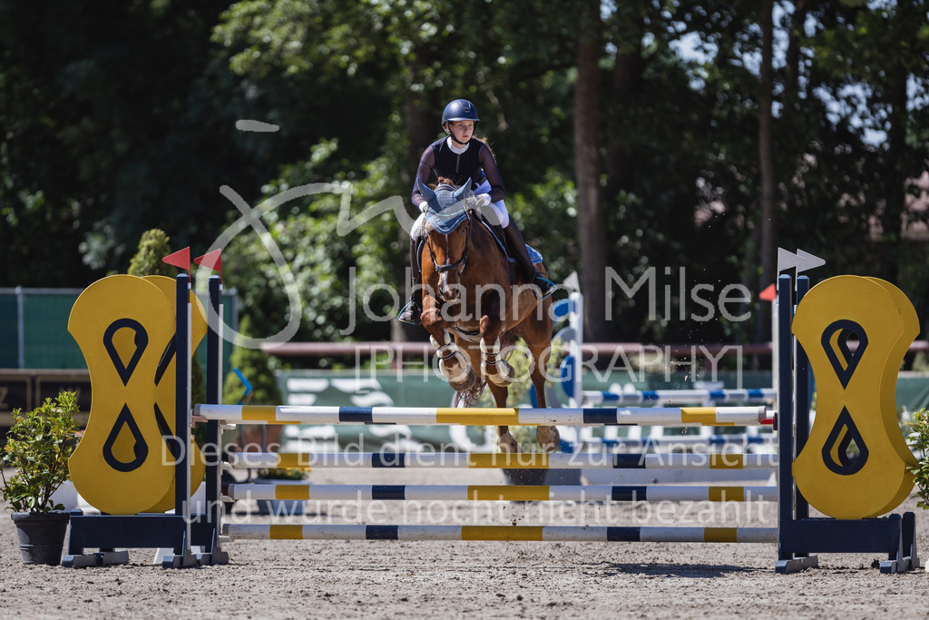 230610_Mühlen_A-Spr2-712 | Deine schönsten Turniermomente als professionelle Fotos! Entdecke hochwertige Pferdesport-Fotografie im Online-Shop. Jetzt Fotos finden & bestellen!