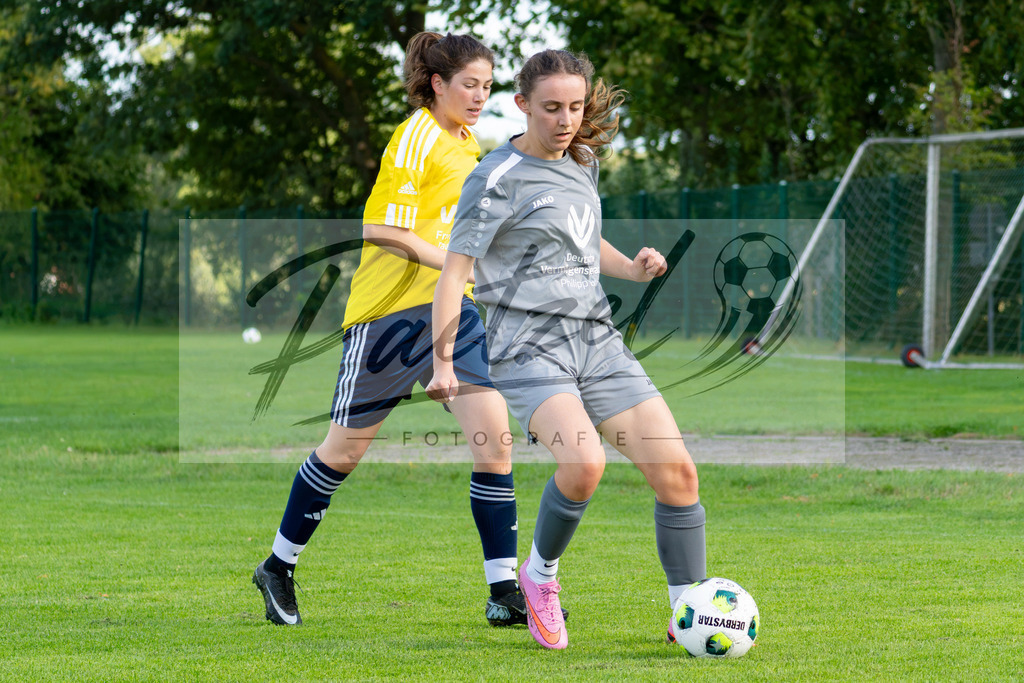 20260906_RULSVK_0072 | Fußball, Frauen:   beim Spiel der Kreisliga zwischen SG Rulle/Haste vs. SV Kettenkamp am 06.09.2026 im Stavermann-Sportpark in Rulle/Wallenhorst, Deutschland.(Foto von Nico Paetzel) - Realisiert mit Pictrs.com