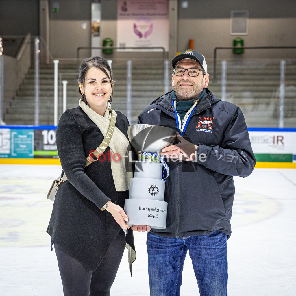 Peißenberg MINERS U20 Meisterfeier | Eishockey Bayernliga U20 Siegerehrung 2026, Peißenberg MINERS U20 Meisterfeier, 20260314,,2026-03-14 in Peißenberg (flatbuy Arena Peißenberg), Copyright: WolfgangxLindner www.foto-lindner.de