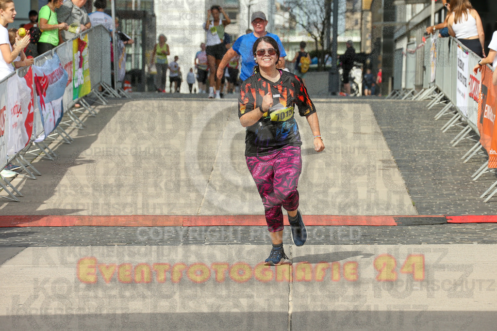 250920_1345_EX1_6526 | Sportfotografie im Rhein-Sieg Kreis, Köln, Bonn, NRW, Rheinland Pfalz, Hessen, etc. Unser Tätigkeitsfeld umfasst den Laufsport vom Volkslauf über den Marathon, Duathlon, Triathon bis zum Ultralauf wie Kölnpfad Ultra oder Schindertrail.