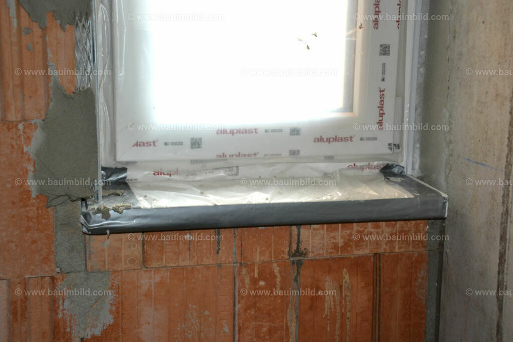 bib-lg18-putzarbeiten-0016 | Nach LV-Leistungsgruppen sortierte Detailfotos über den Bau eines Hauses. Alle Hausbau-Bilder direkt vom Urheber und Autor der Website Haus-Selber-Bauen.com