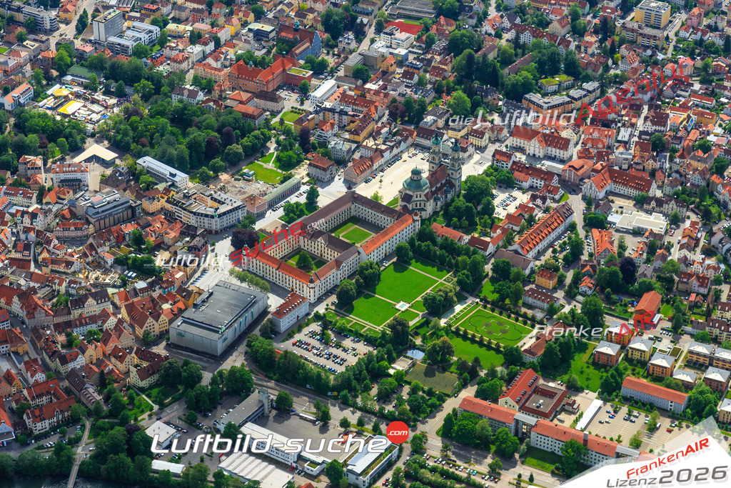 Die Luftaufnahme der Stadt Kempten Allgäu wurde vom UL-Flugzeug heraus erstellt ( keine Drohne )- hohe Auflösung für beste Qualität