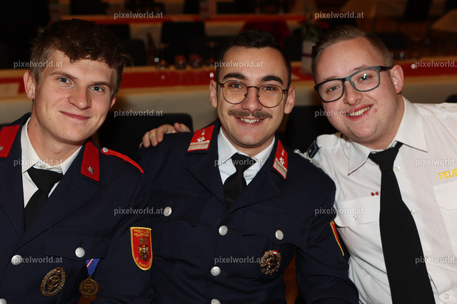 Bezirksfeuerwehrball der FF Waiern | Bildershop von pixelworld.at - Realisiert mit Pictrs.com