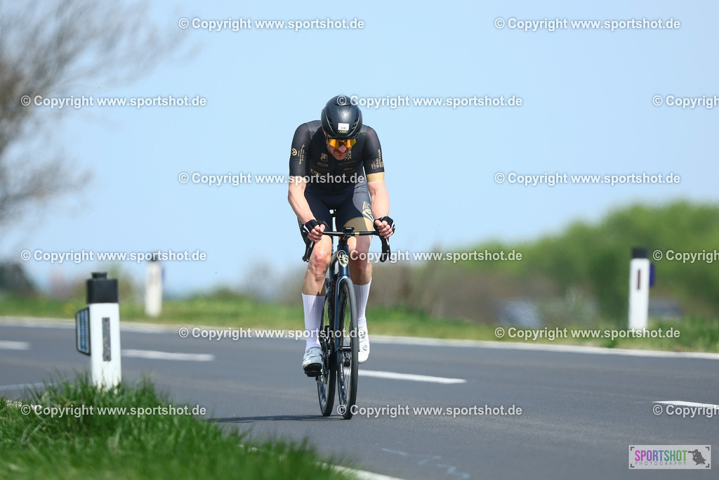 463_TRA55681 | Neusiedlersee Radmarathon 2026@sportshot_your_pictrs #yourpictures#roadtowm2029 #nrm #neusiedlerseeradmarathon #neusiedlersee #neusiedlerseetourismus #burgenland #mörbisch #nrm26 #burgenlandtourismus #voglundco #poweredbyburgenlandtourismus #radsport #rad #marathon #ucigranfondo #visitburgenland #ucigranfondoworldseries