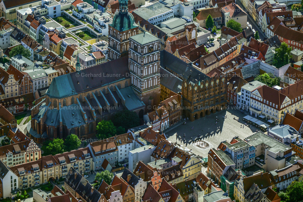 3638137 | STRALSUND 25.08.2016 Kirchengebäude der Sankt Nikolai -Gemeinde im Ortsteil Andershof in Stralsund im Bundesland Mecklenburg-Vorpommern. Weiterführende Informationen bei: Ev. Kirchengemeinde St. Nikolai,  Hansestadt Stralsund. // church building Sankt Nikolai -Gemeinde in the district Andershof in Stralsund in the state Mecklenburg - Western Pomerania. Further information at: Ev. Kirchengemeinde St. Nikolai,  Hansestadt Stralsund. Foto: Gerhard Launer