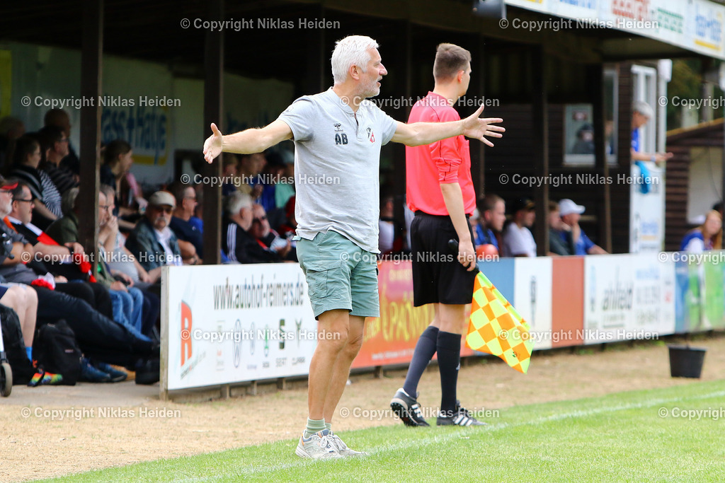 NH_SVHalstenbekRellingen_Altona93_Testspiel_14072024 | Andreas Bergmann (Trainer, Altona 93)Fußball I Herren I Testspiel I Saison 2024-2025 I SV Halstenbek-Rellingen I 14.07.2024 I Jacob-Thode-Platz