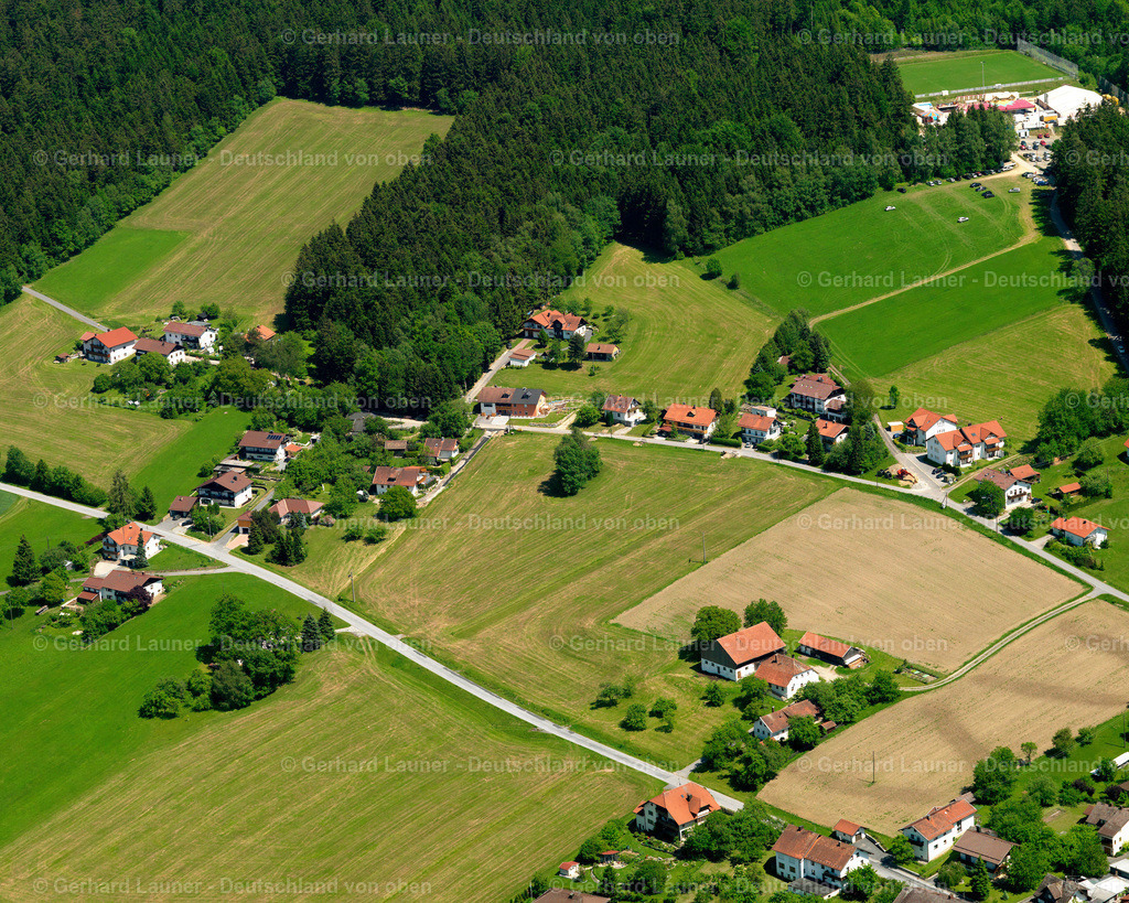 2724832 | Haus im Wald