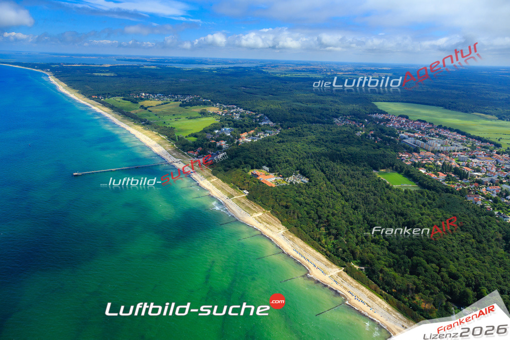 Die Luftaufnahme der Stadt Graal Müritz wurde vom UL-Flugzeug heraus erstellt ( keine Drohne )- hohe Auflösung für beste Qualität