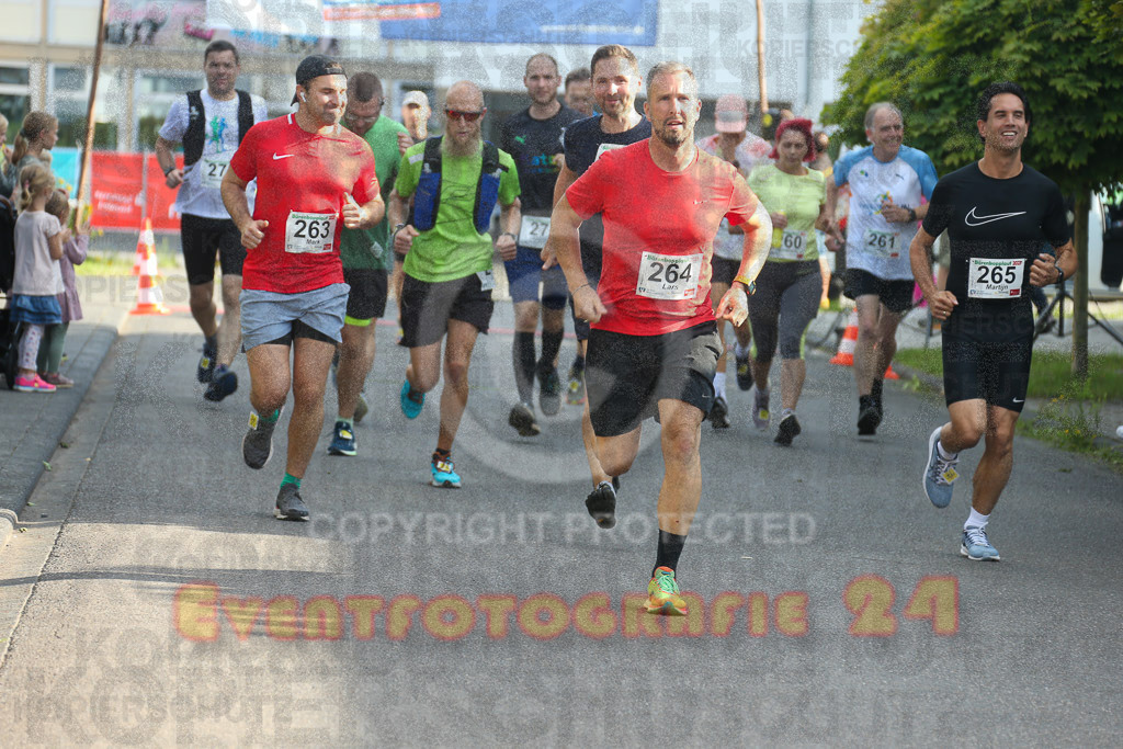 230804_1812_EX1_3823 | Sportfotografie im Rhein-Sieg Kreis, Köln, Bonn, NRW, Rheinland Pfalz, Hessen, etc. Unser Tätigkeitsfeld umfasst den Laufsport vom Volkslauf über den Marathon, Duathlon, Triathon bis zum Ultralauf wie Kölnpfad Ultra oder Schindertrail.