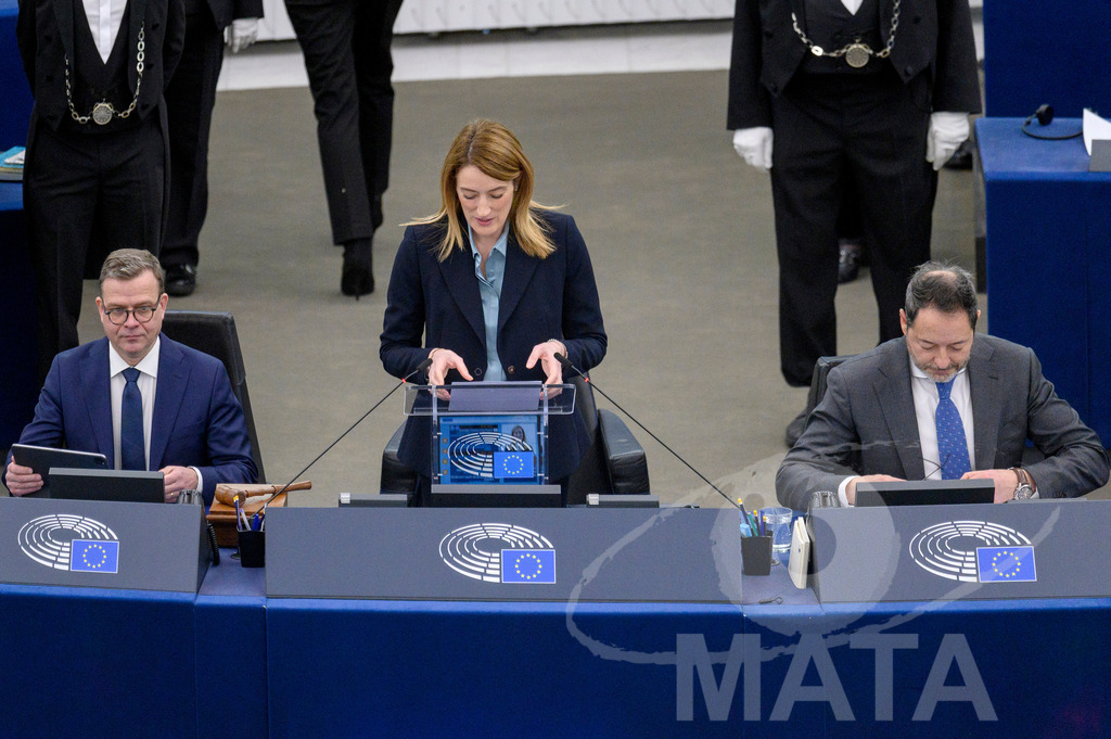 _DWI6088 | Finnischen Premierminister Petteri Orpo und EU-Präsidentin Roberta Metsola in Europäisches Parlament in Strassbourg. - Realisiert mit Pictrs.com