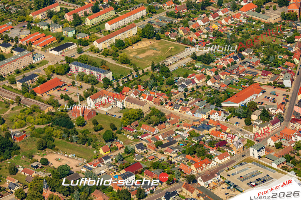 Rosa Luxenburg Straße Tangerhütte Bild- Das Luftbild wurde 2025 vom UL-Flugzeug heraus erstellt ( keine Drohne bzw. Drohnenaufnahme ) - Hochauflösende Luftaufnahme -Nicht vergleichbar mit Google Maps oder Satelittenbilder- Die Geschenkidee !Mit Lizenz und Bildrechte bestellbar - CC
