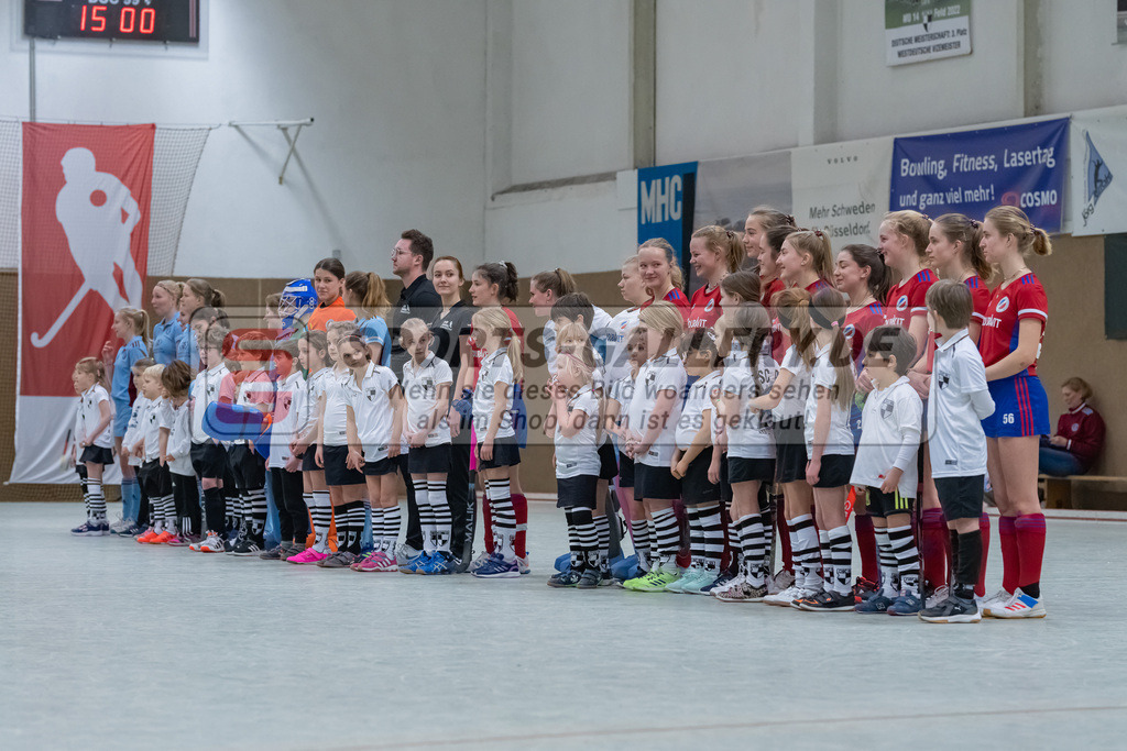 HK_20230226_105191 | Deutsche Meisterschaft WU16 Spiel um Platz 3 UHC Hamburg - Mannheimer HC am 26.2.2023 DSC 99, Düsseldorf ,
