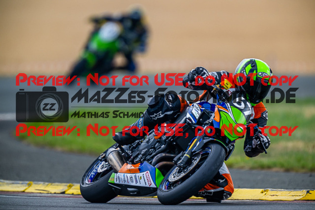 MaZZes_FotoMatrix_220723_5876 | IDM1000