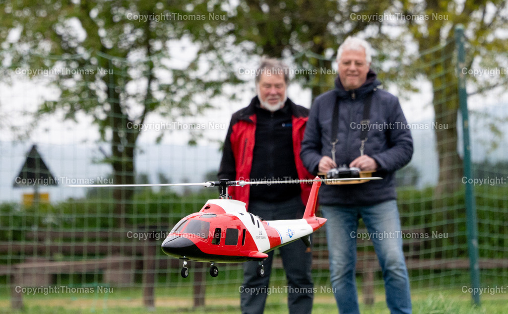 Modellflieger-Bensheim-Fotografie-Thomas-Neu-53 | bbe, Bensheim, Modellflieger Vorsitzender Heino Eickmeier und Heinz Wolf (Vollbart) ,  ,Bild: THomas Neu