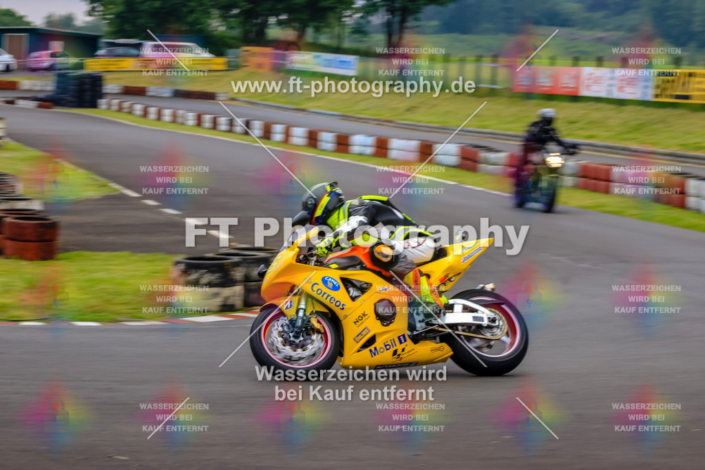 OBK-5466 | Hier findet Ihr Bilder von Touristenfahrten auf der Nürburgring Nordschleife oder von anderen Veranstaltungen die ich besucht habe. Viel Spass beim Durch Schauen 