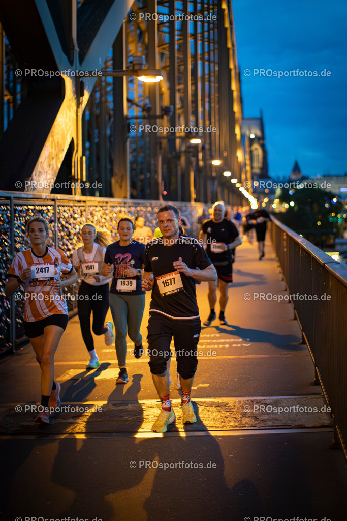22. Nachtlauf des ASV Koeln; Koeln, 28.05.25 | Impressionen vom 22. Nachtlauf des ASV Koeln am 28.05.25 in der Altstadt von Koeln (Deutschland). Foto: BEAUTIFUL SPORTS/Bernd Hoffmann