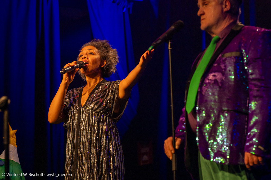 wwb-2412-0522 | <Fotografie> <Video> <Film> <Winfried Bischoff> - Realisiert mit Pictrs.com