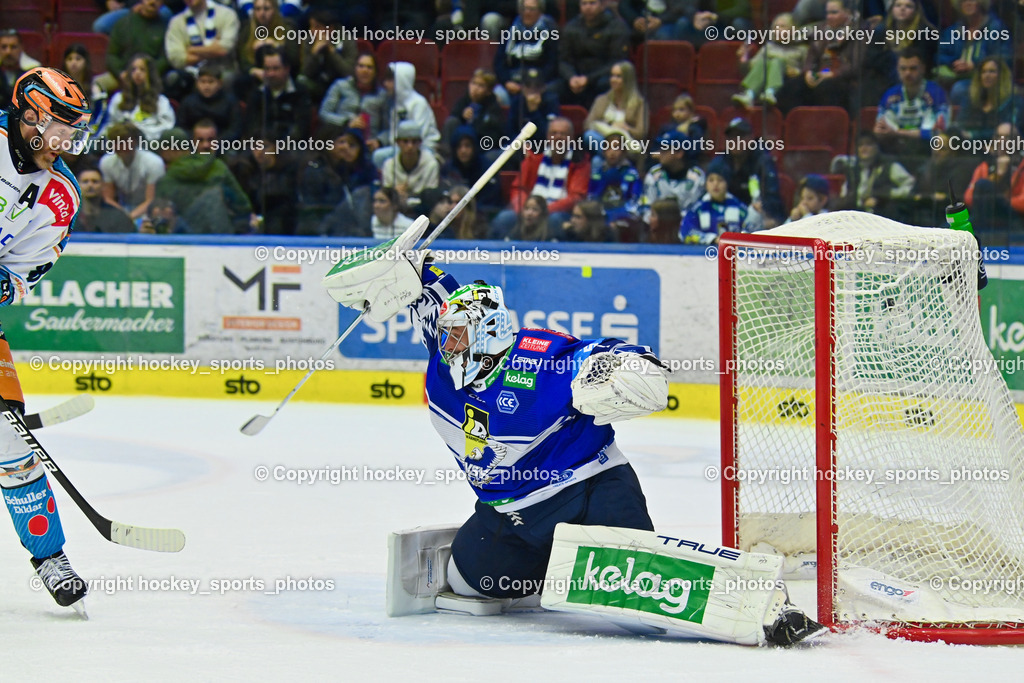 EC IDM Wärmepumpen VSV vs. STEINBACH BLACK WINGS LINZ | #1 LAMOUREUX Jean Philippe EC VSV, #81 Collins Sean Brendan BLACK WINGS LINZ, Tor Black Wings Linz, EC IDM Wärmepumpen VSV vs. STEINBACH BLACK WINGS LINZ, EC IDM Wärmepumpen VSV vs. STEINBACH BLACK WINGS LINZ am 25.10.2024 in Villach (Stadthalle Villach), Austria, (Photo by Bernd Stefan)