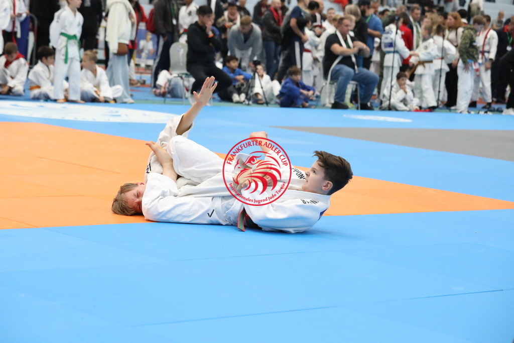 1J7A2884 | Fotos vom Adler Cup - Pictures from Adler Cup

Hier findet Ihr alle Eindrücke und großen Momente der Adler Cup Wochenenden. Here you will find all impressions and great moments of the Adler Cup weekends. - Realisiert mit Pictrs.com