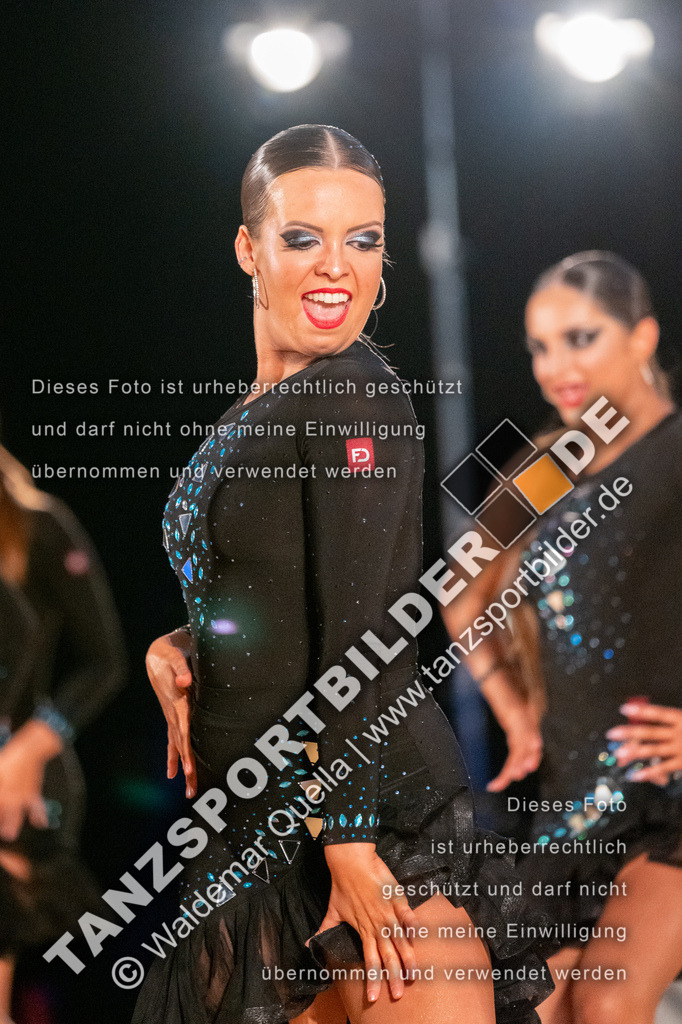 20250504-00655 | Hier finden Sie Tanz Bilder vom Latein und Standard Formationen tanzen. Sportbilder vom Tanzsport. Schöne Fotos und von Weltmeisterschaft, Europameisterschaft, Bundesliga, Regionalliga, Oberliga und Landesliga sowie von GOC Stuttgart, DanceComp, WM Bremen