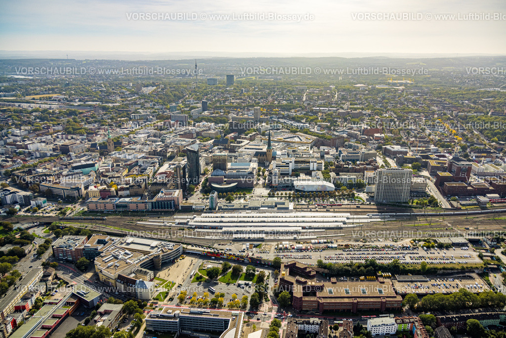Dortmund231000782 | Luftbild, Hauptbahnhof und Deutsches Fußballmuseum mit Innenstadtansicht, City, Dortmund, Ruhrgebiet, Nordrhein-Westfalen, Deutschland