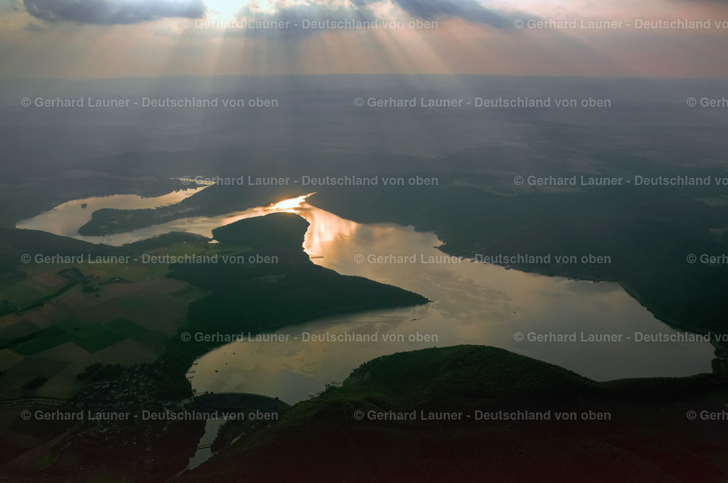 7000757 | Edertal Stausee im Abendlicht