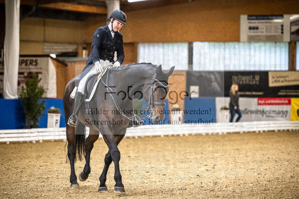 DOS_0201 | Entdecke hochwertige Reitturnierfotos von Foto Oger. Professionell, emotional und authentisch – jetzt Lieblingsmomente im Shop bestellen.Deutschlandweite Turnierfotografie. - Realisiert mit Pictrs.com