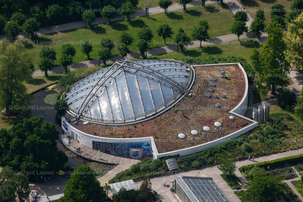 4030916 | HANNOVER 02.06.2020 Gebäudekomplex der SEA LIFE Deutschland GmbH in Hannover im Bundesland Niedersachsen, Deutschland. // Building complex of SEA LIFE Deutschland GmbH in Hannover in the state Lower Saxony, Germany. Foto: Gerhard Launer