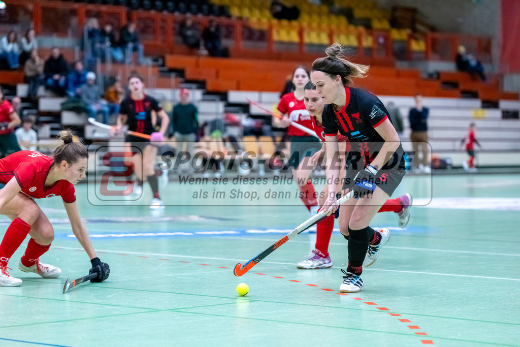HK_20241214_100125 | 2. Bundesliga Halle Damen Crefelder HTC - DSD Düsseldorf am 14.12.2024 Halle Glockenpitz, Krefeld ,
