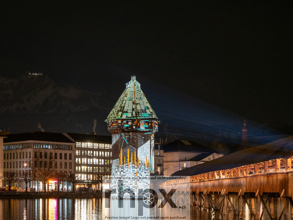 Lilu 2026 Kapellbrücke | Stimmungsvolle Fotokunst aus Luzern. Erlebe den Pilatus, den See und die Stadt Luzern in exklusiven Aufnahmen in der Fotogalerie & Shop. - Realisiert mit Pictrs.com