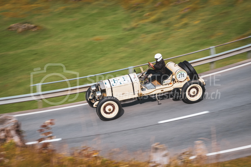 21. Arosa ClassicCar 2025 - 7. =September= 2025 | Ruedi Schawalder aus Rorschacherberg (SUI) in einem La France Typ 12 aus dem Jahre 1917 mit Startnummer 278 am Arosa ClassicCar 2025 in der Kategorie Classic Trophy..@arosaclassiccar, @arosa.official, #arosaclassiccar, #arosa, #76curves, #classiccarBild: Sportfotografie Markus Aeschimann | www.markus-aeschimann.ch - Realisiert mit Pictrs.com