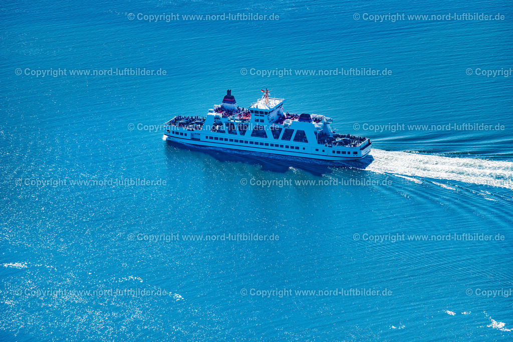 Norderney_Fährschiff_Frisia_Iv_ELS_6055050923 | NORDERNEY 05.09.2023 Fahrt eines Fähr- Schiffes der AG Reederei Norden-Frisia, Schiff " Frisia 4 "im Ortsteil Norddeich in Norden im Bundesland Niedersachsen, Deutschland. Weiterführende Informationen bei: Reederei Norden-Frisia AG. // Trip of a ferry ship of the AG Reederei Norden-Frisia ship "Frisia 4" in the district of Norddeich in Norden in the state Lower Saxony, Germany. Further information at: Reederei Norden-Frisia AG. Foto: Martin Elsen