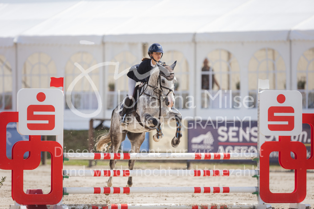 220612_LüPfSpTa_Stil-A1-220 | Lützower Pferdesporttage
Stilspringprüfung Kl.A* geschlossen JUN/JR
12.06.2022