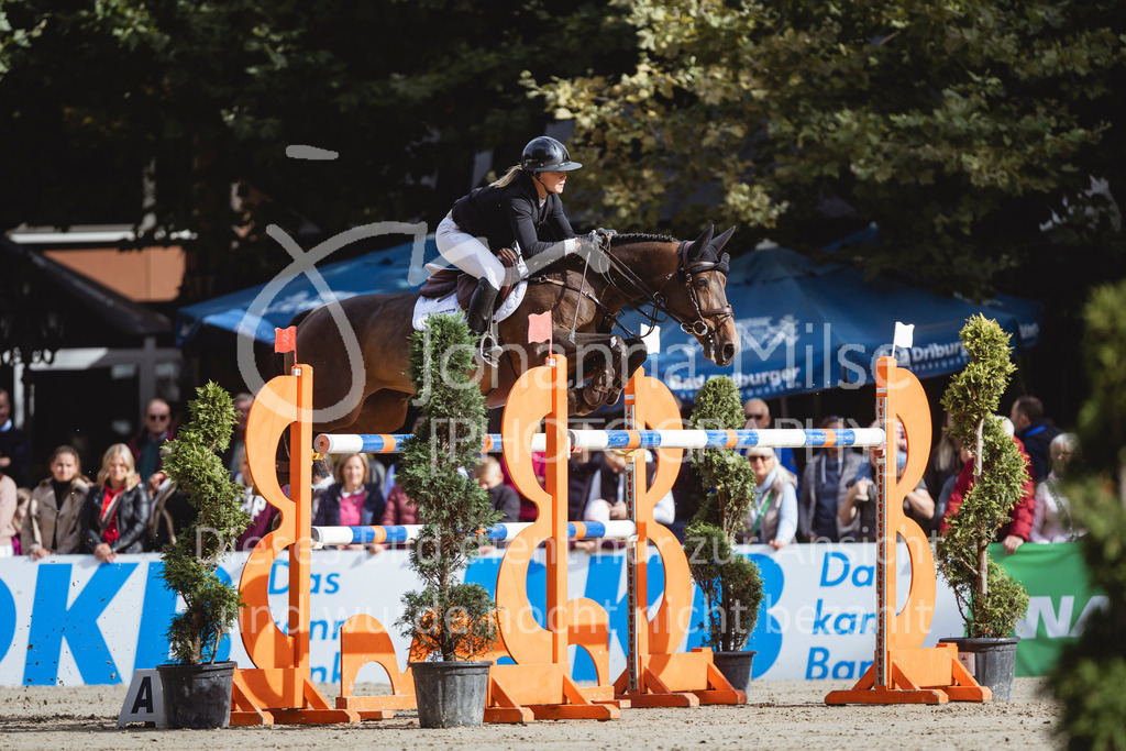 240915_OWLCh_GP-865 | Deine schönsten Turniermomente als professionelle Fotos! Entdecke hochwertige Pferdesport-Fotografie im Online-Shop. Jetzt Fotos finden & bestellen!