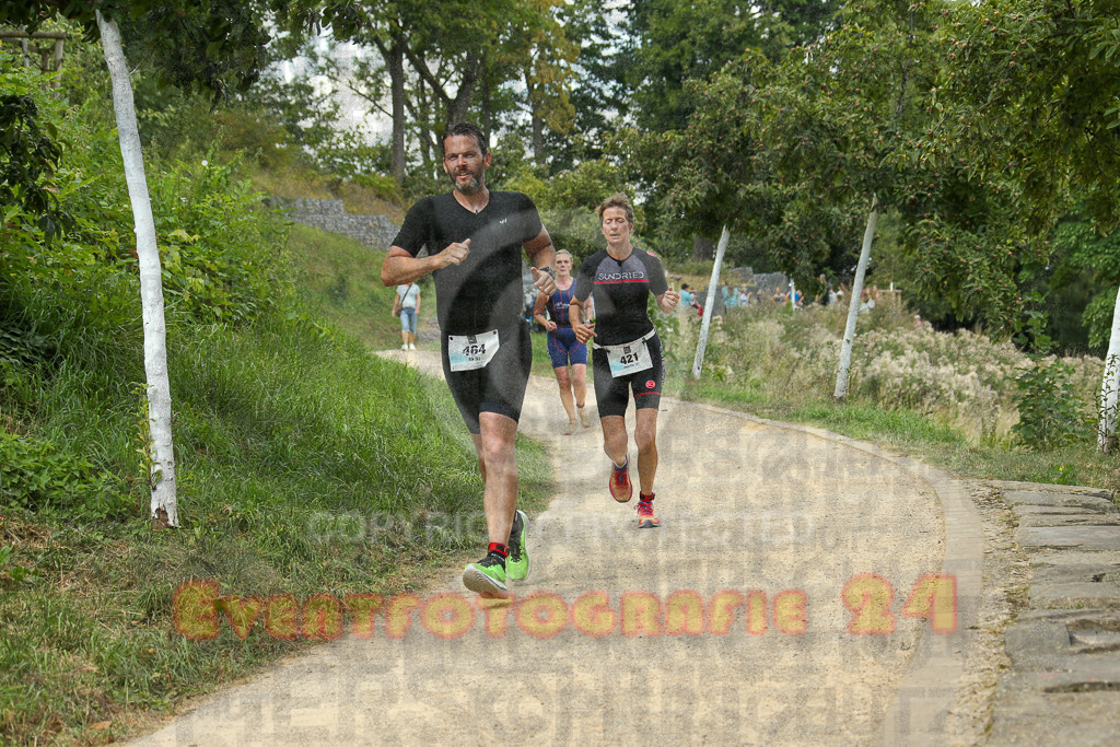 250824_1347_EX1_3684 | Sportfotografie im Rhein-Sieg Kreis, Köln, Bonn, NRW, Rheinland Pfalz, Hessen, etc. Unser Tätigkeitsfeld umfasst den Laufsport vom Volkslauf über den Marathon, Duathlon, Triathon bis zum Ultralauf wie Kölnpfad Ultra oder Schindertrail.