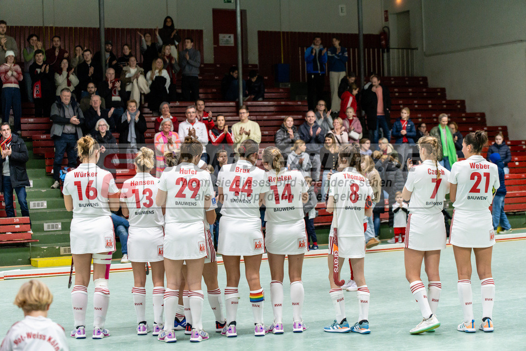 SFE_20250112_0141 | Köln, Deutschland, 12.01.2025:  ßHockey 1. Bundesliga Damen Rot-Weiss Köln - Schwarz-Weiß Köln im KTHC Stadion Rot-Weiss Köln Tennis and Hockey Club am 12.01.2025 in Köln, Deutschland. (Foto von Stephan Fehrmann)Köln, Germany, 12.01.2025: ßHockey 1. Bundesliga Damen Rot-Weiss Köln - Schwarz-Weiß Köln in KTHC Stadion Rot-Weiss Köln Tennis and Hockey Club at 12.01.2025 in Köln, Deutschland. (Foto from Stephan Fehrmann)