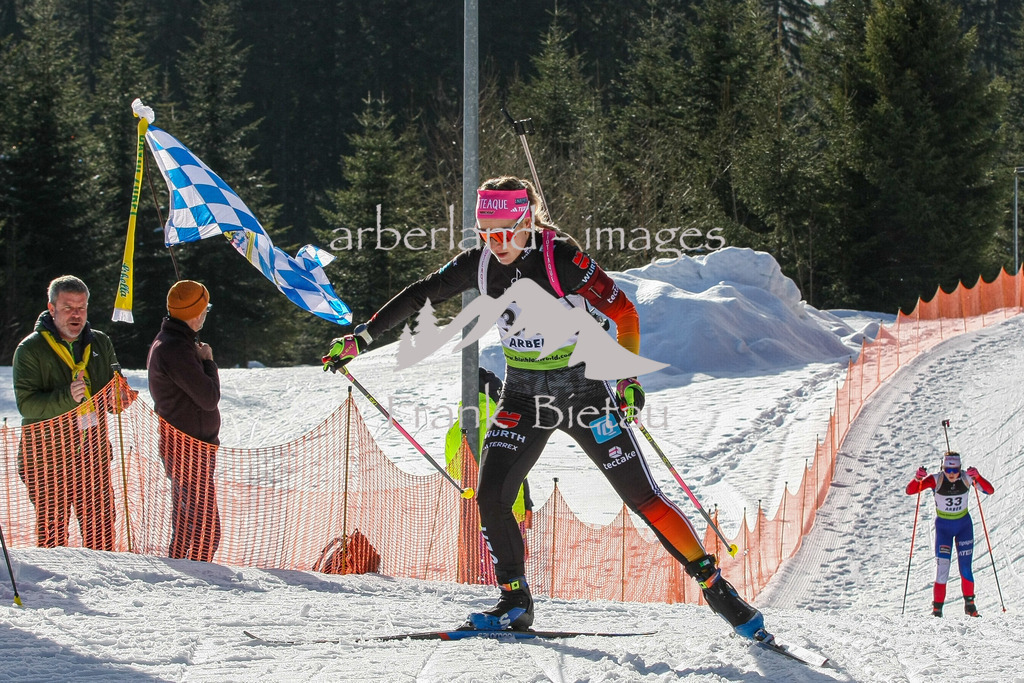 993T2085 | Stefanie Scherer